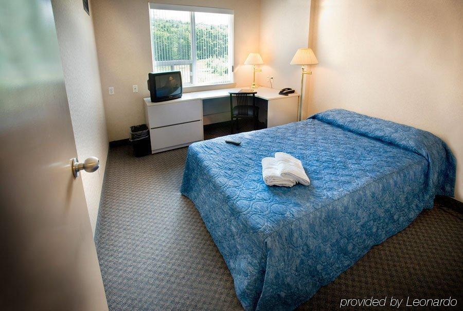 Residence & Conference Centre - King City מראה חיצוני תמונה